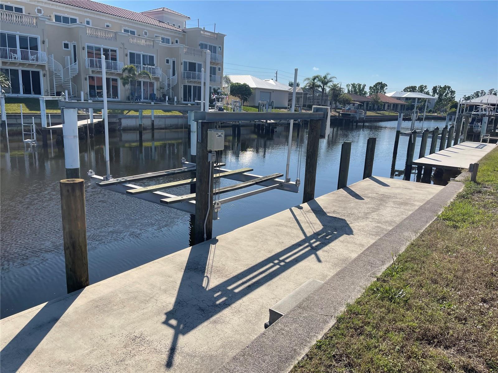 1336 MEDITERRANEAN DR, PUNTA GORDA, FL — photo 3
