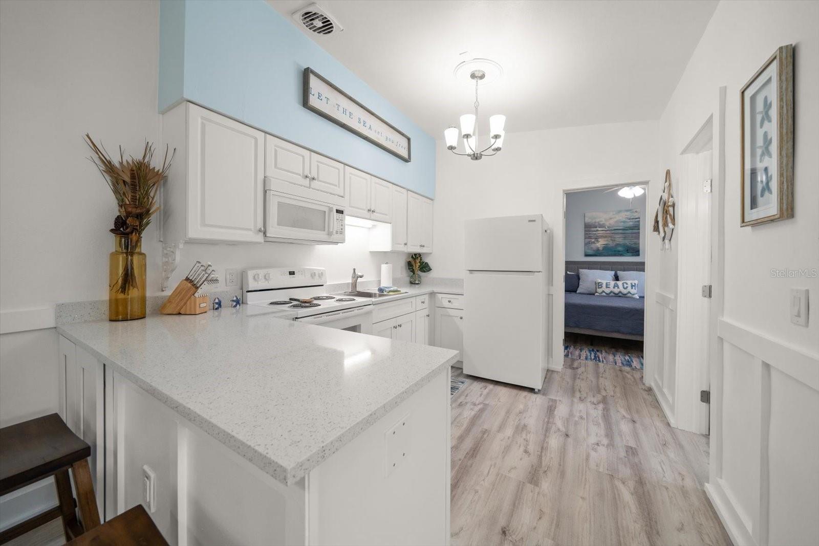 711 E GULF BLVD, INDIAN ROCKS BEACH, FL — photo 27