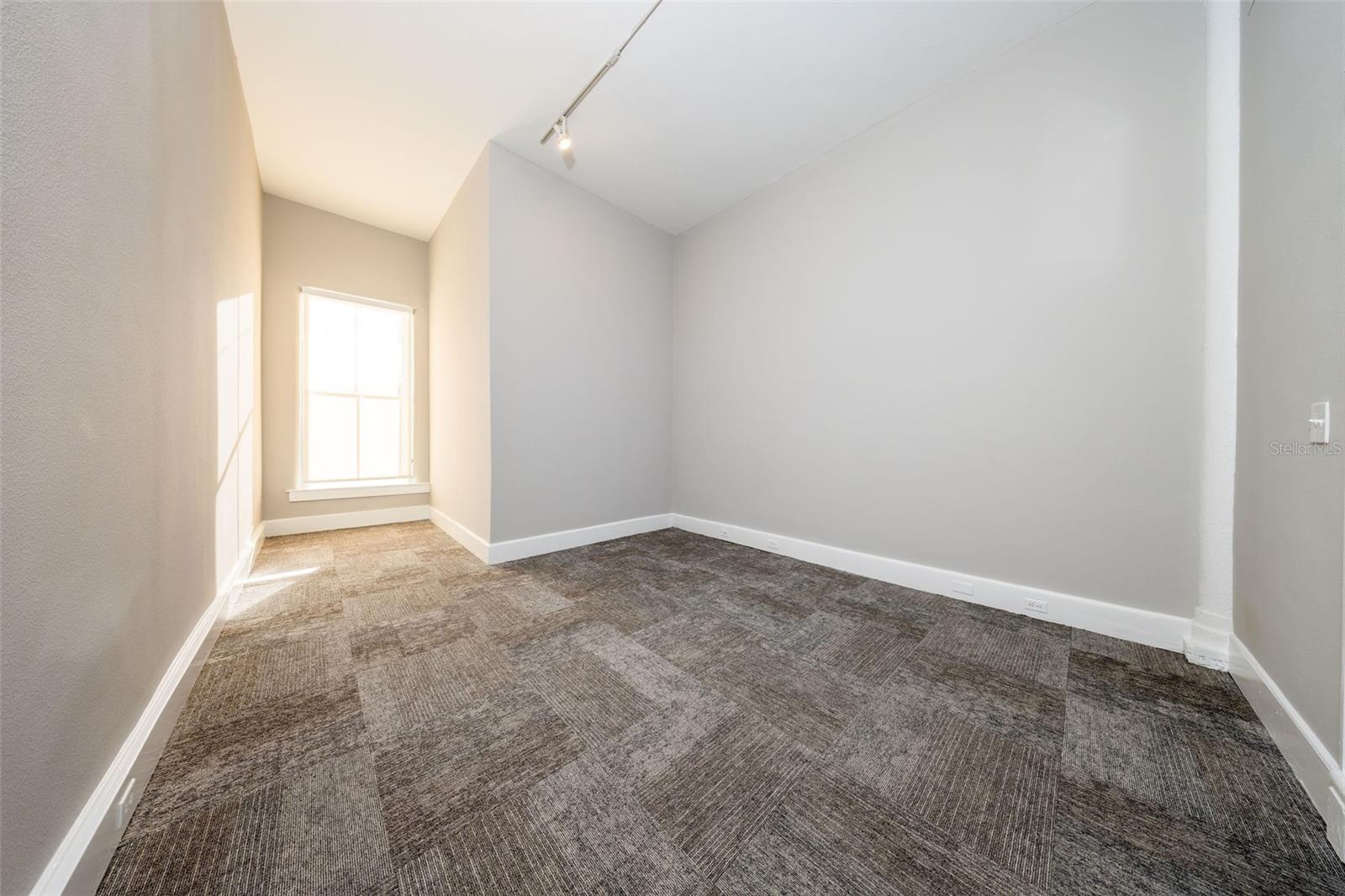 121 E 1ST ST #101, SANFORD, FL — photo 31