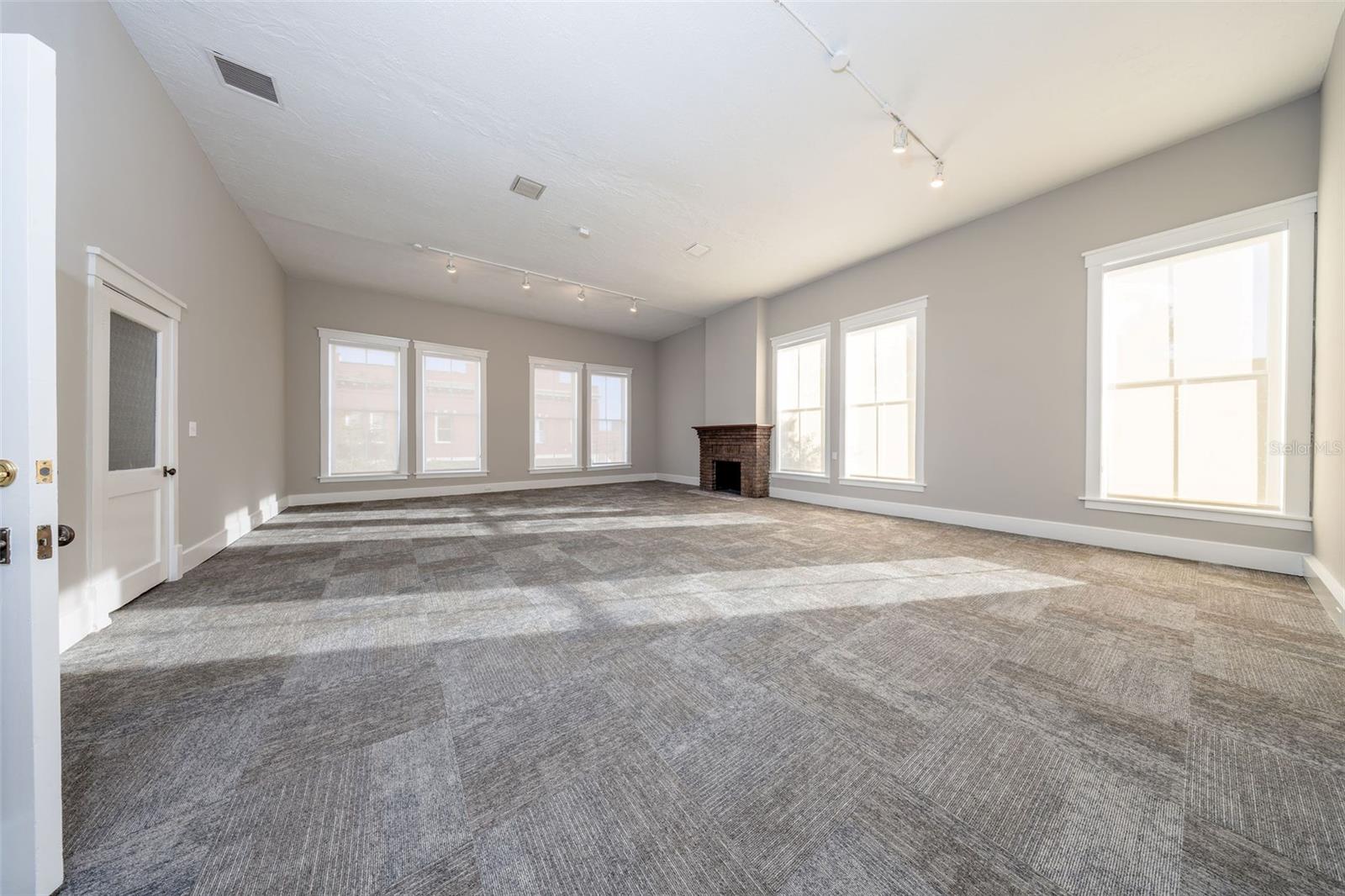 121 E 1ST ST #101, SANFORD, FL — photo 37