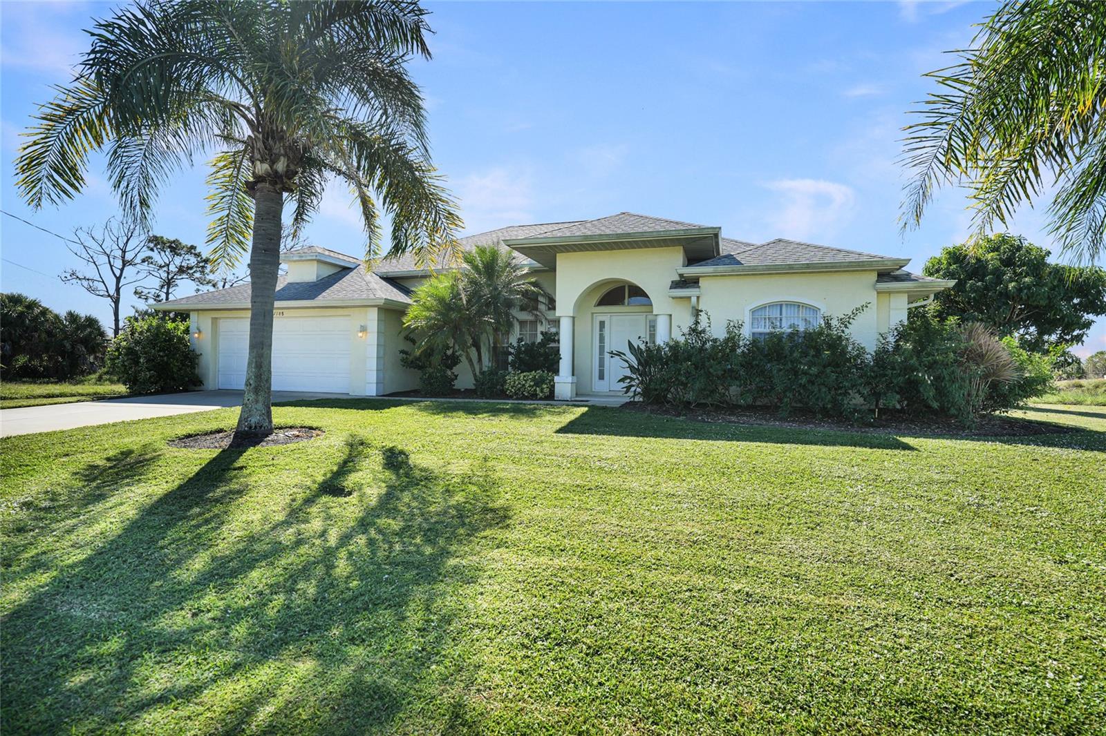 1185 ROTONDA CIR, ROTONDA WEST, FL — photo 4
