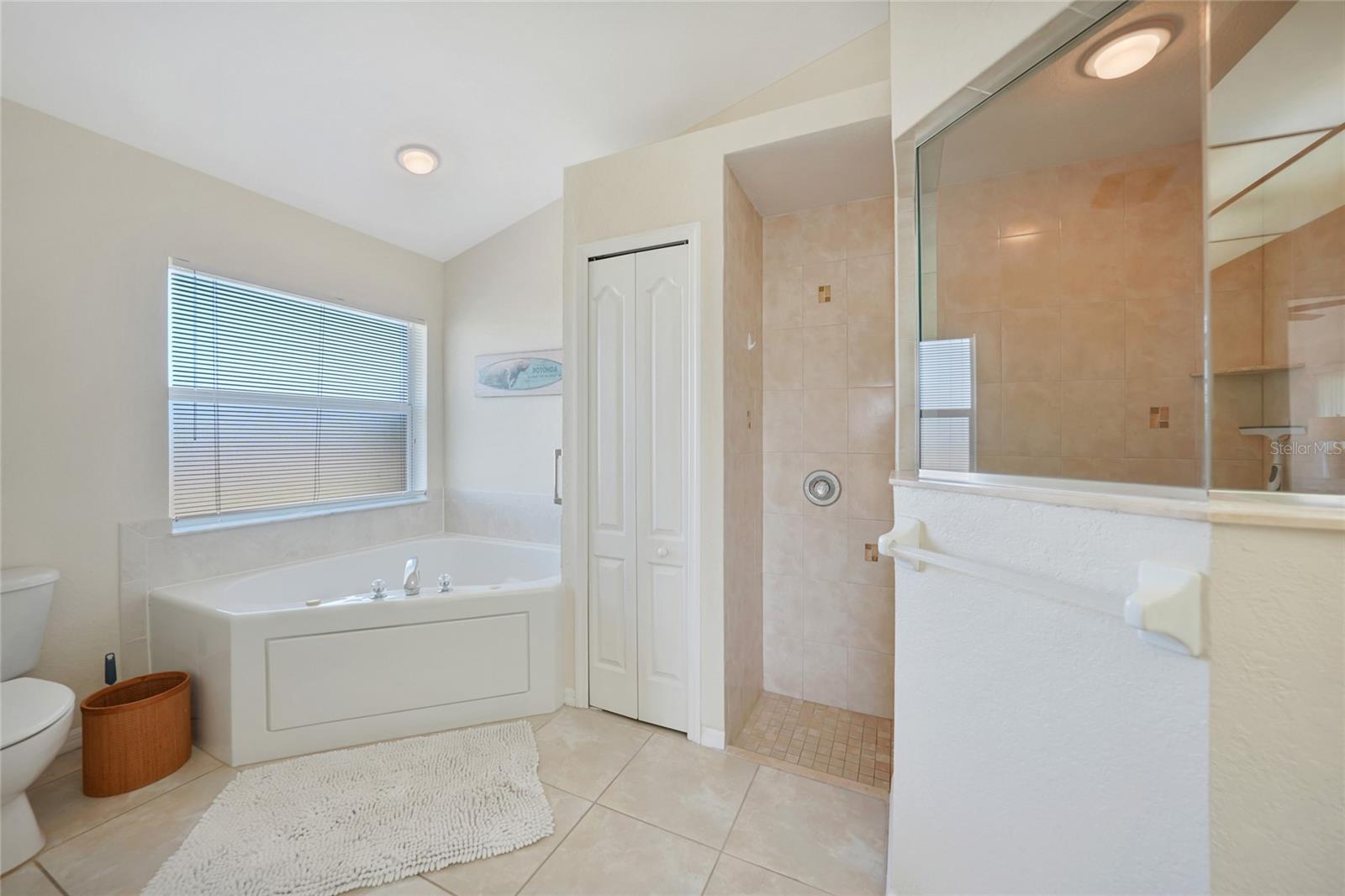 1185 ROTONDA CIR, ROTONDA WEST, FL — photo 36