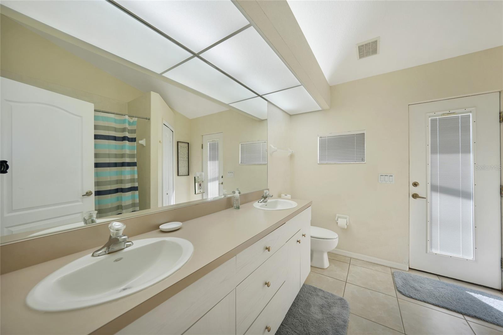 1185 ROTONDA CIR, ROTONDA WEST, FL — photo 43