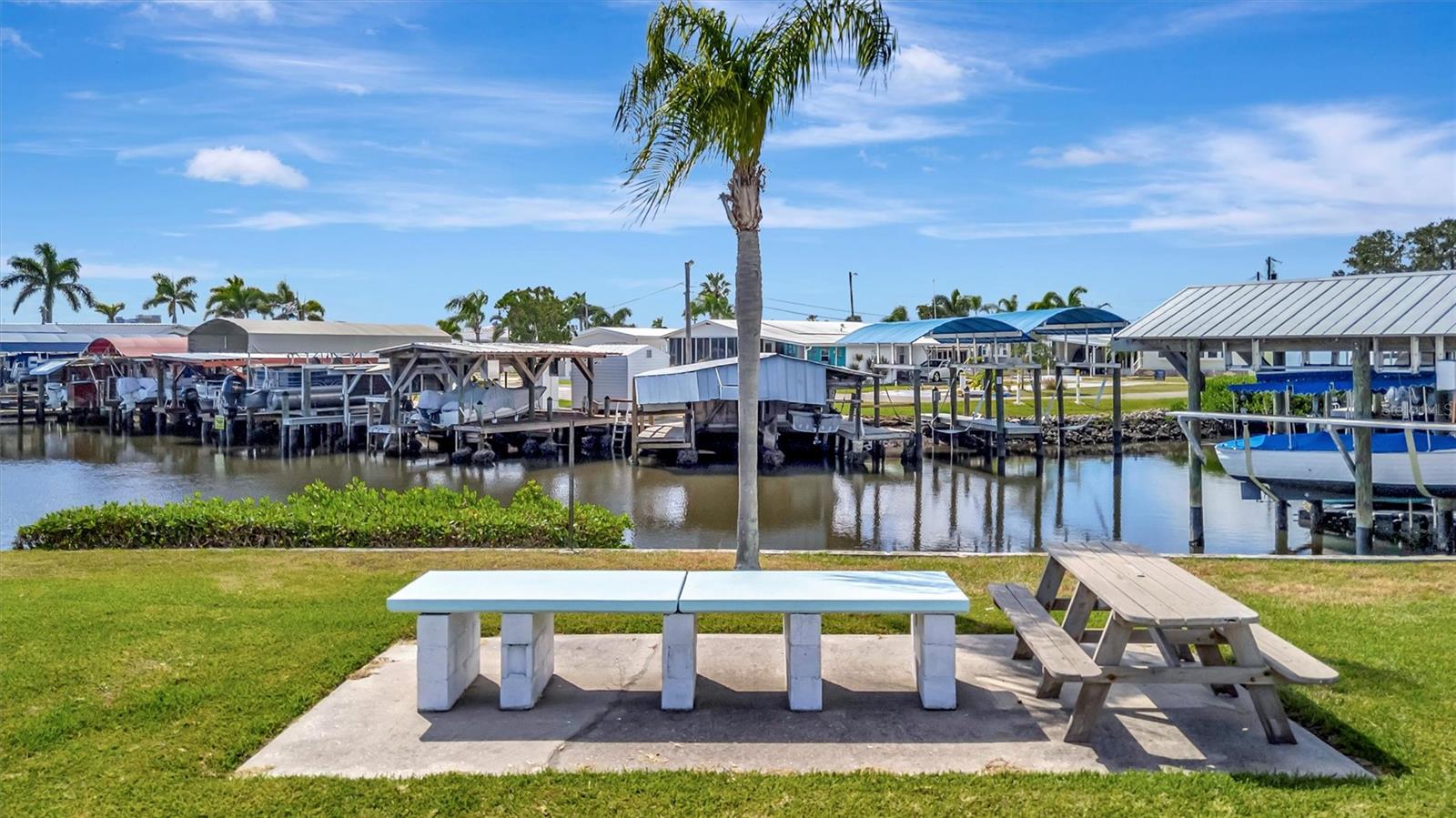 247 PALM LN, PALMETTO, FL — photo 10