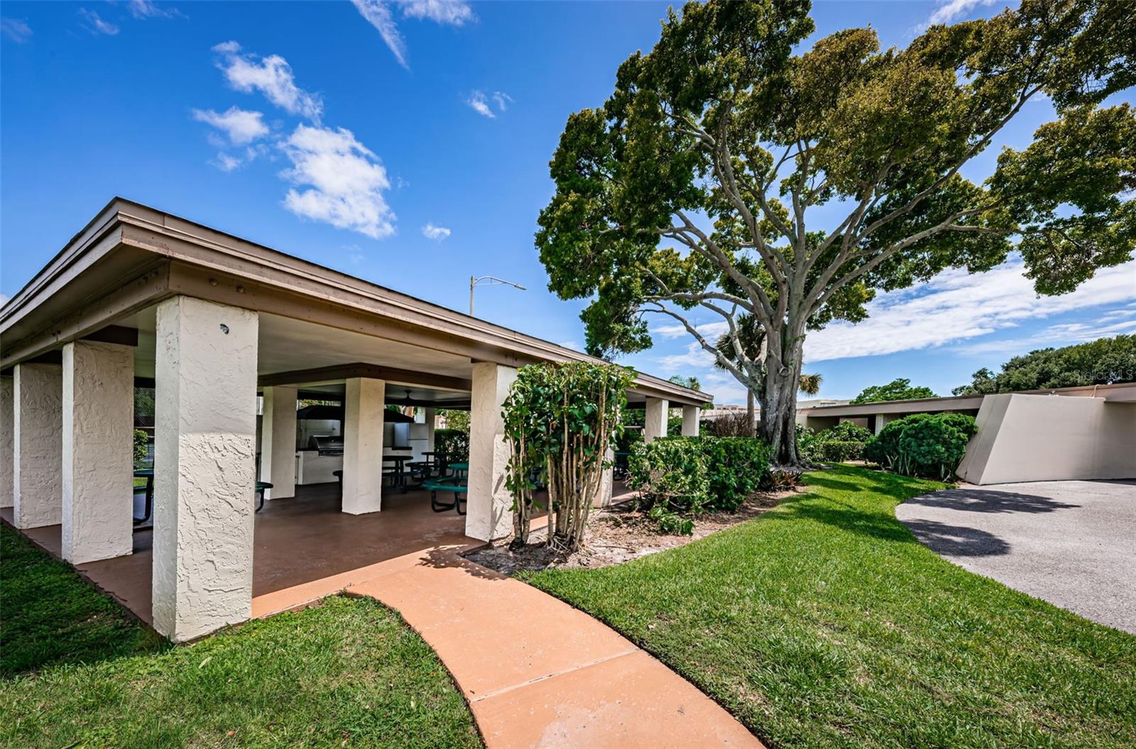 5501 80TH ST N #405, ST PETERSBURG, FL — photo 24