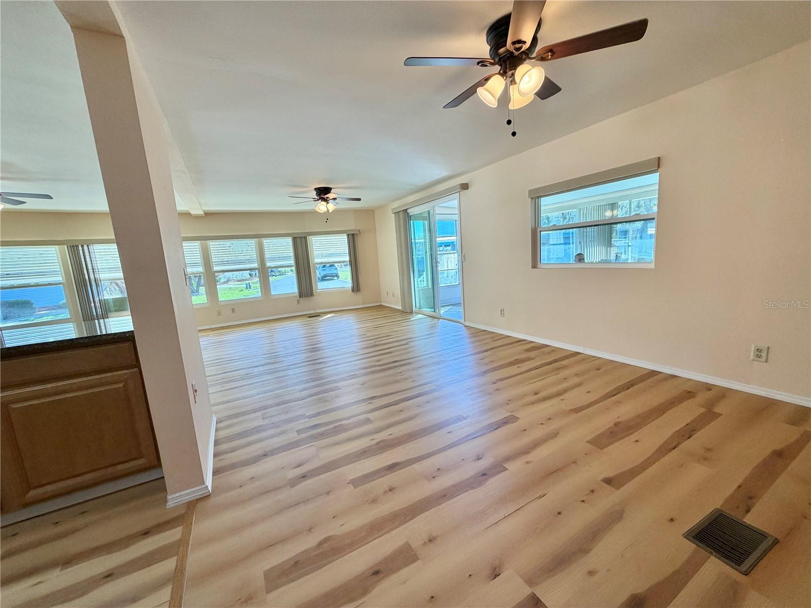176 AZALEA TRL, LEESBURG, FL — photo 34