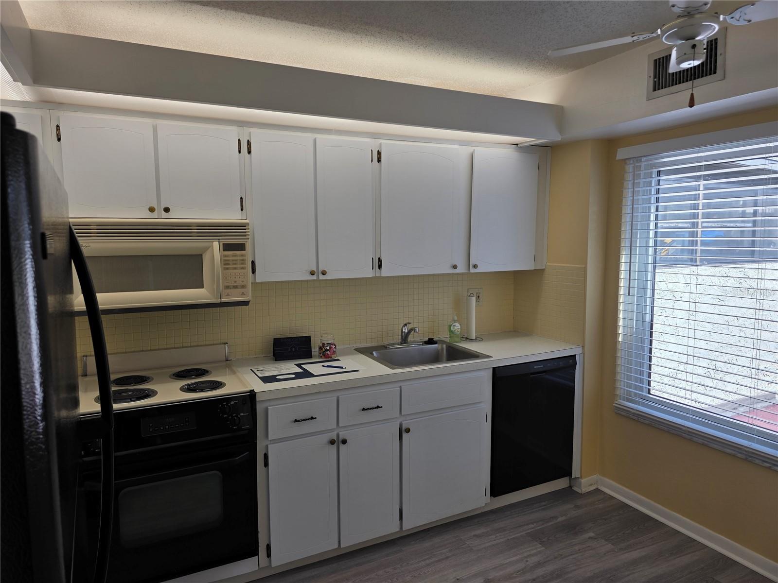 2207 BELLEAIR RD #B22, CLEARWATER, FL — photo 5