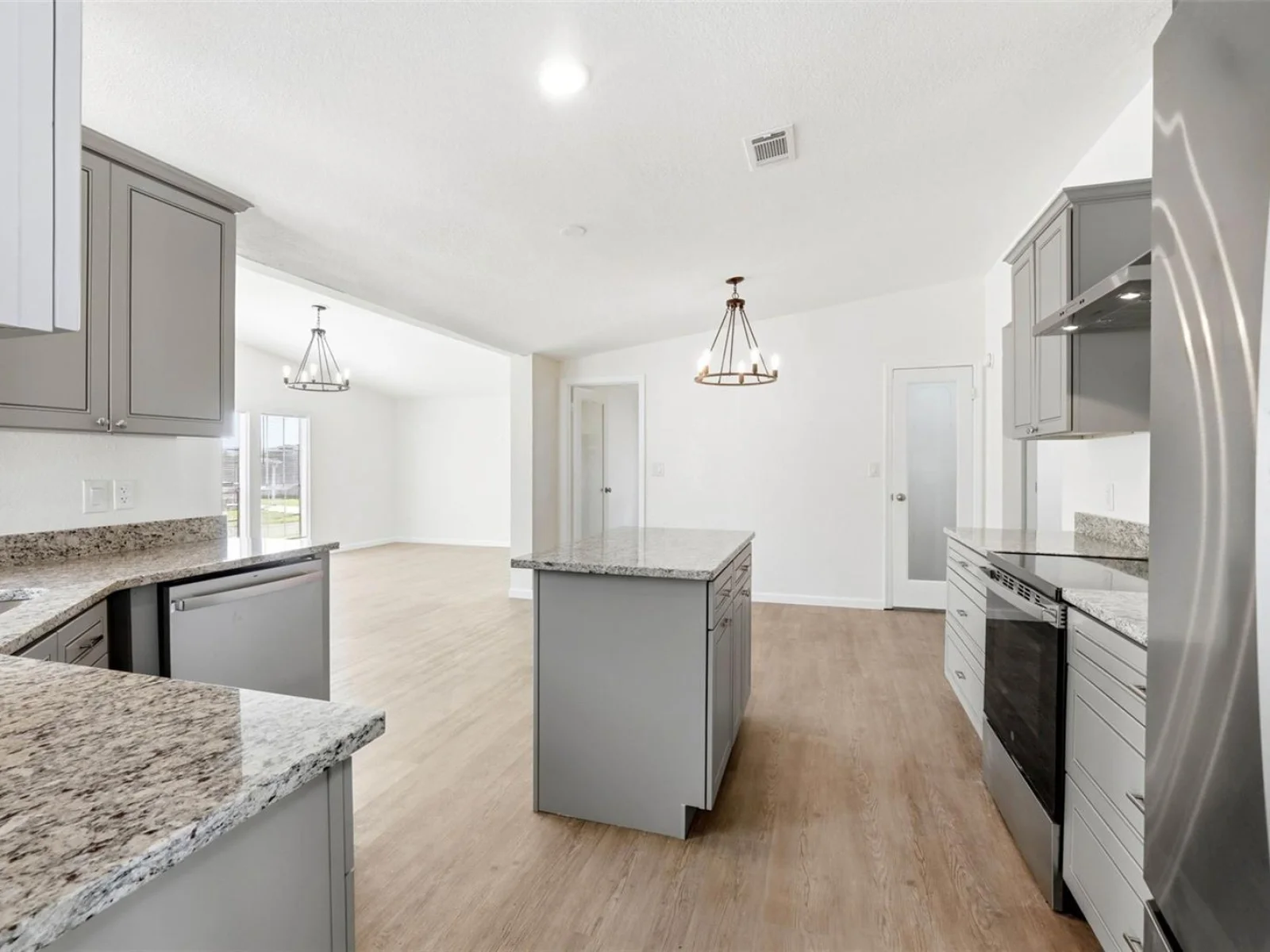 5180 LEXINGTON CIR, WILDWOOD, FL — photo 12