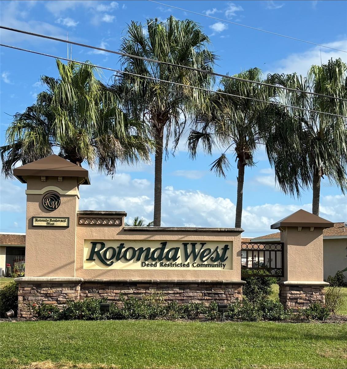 57 PINE VALLEY LN, ROTONDA WEST, FL