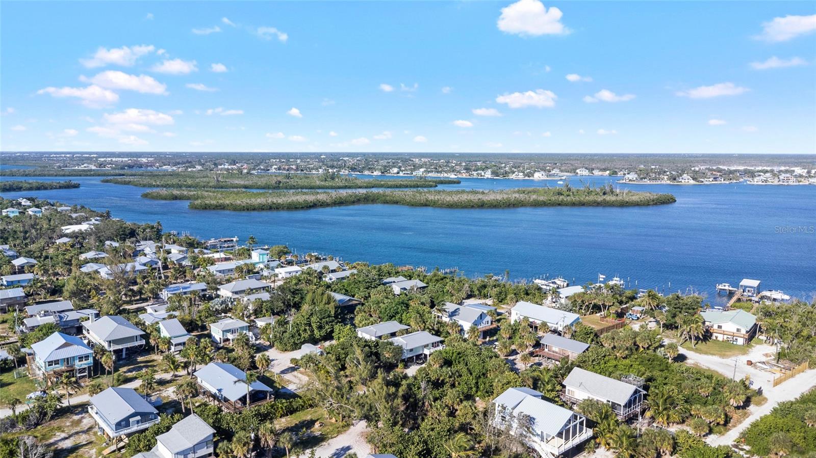8668 GRAND AVENUE AVE, PLACIDA, FL — photo 15