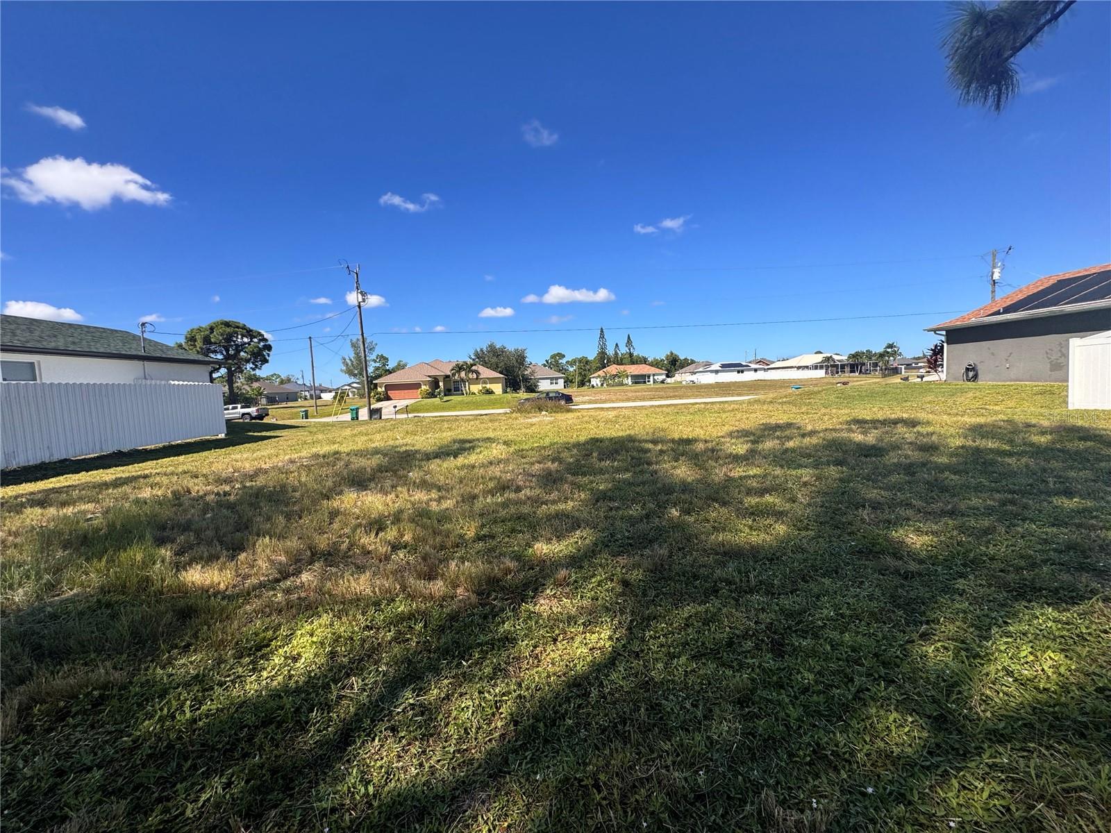 1211 NW 21ST AVE, CAPE CORAL, FL — photo 2