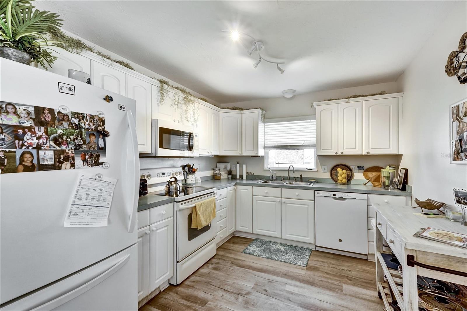 10315 CORTEZ RD W #19H, BRADENTON, FL — photo 12