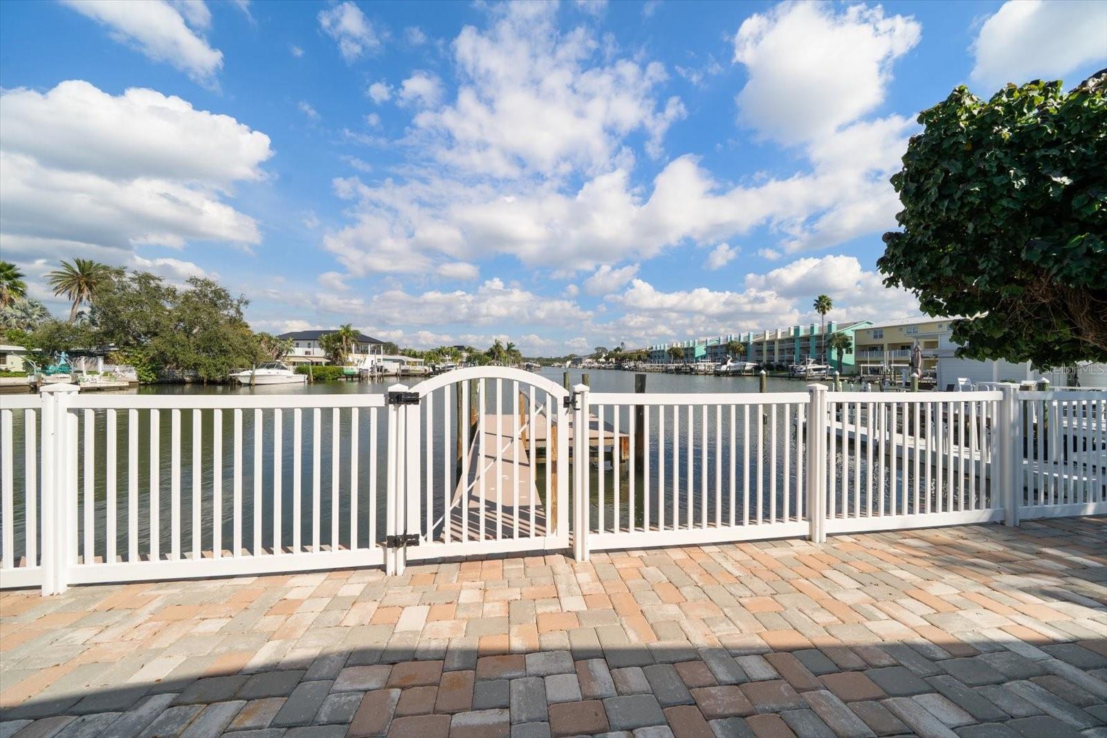 711 E GULF BLVD, INDIAN ROCKS BEACH, FL — photo 15