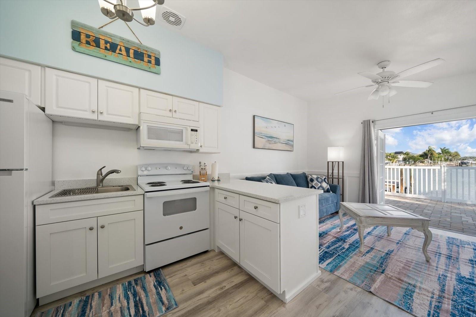 711 E GULF BLVD, INDIAN ROCKS BEACH, FL — photo 21