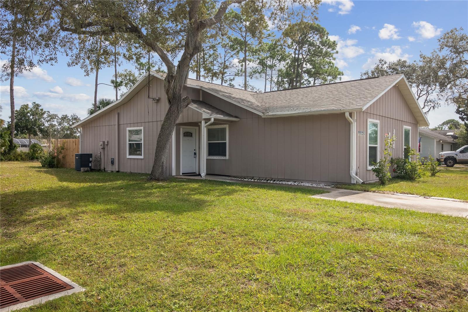 2835 NORDMAN AVE, NEW SMYRNA BEACH, FL
