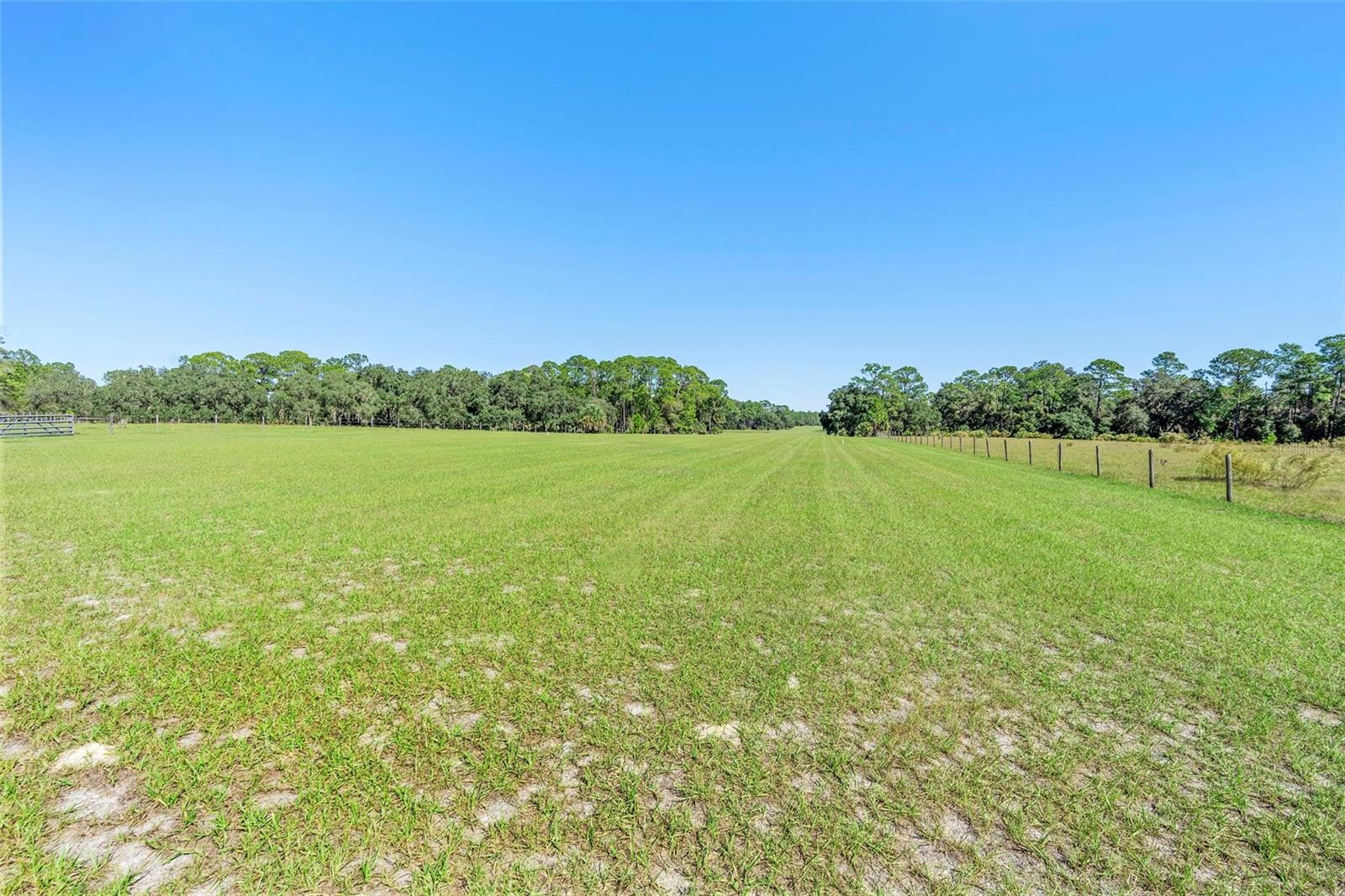 DEEP WOODS RD, PAISLEY, FL — photo 77