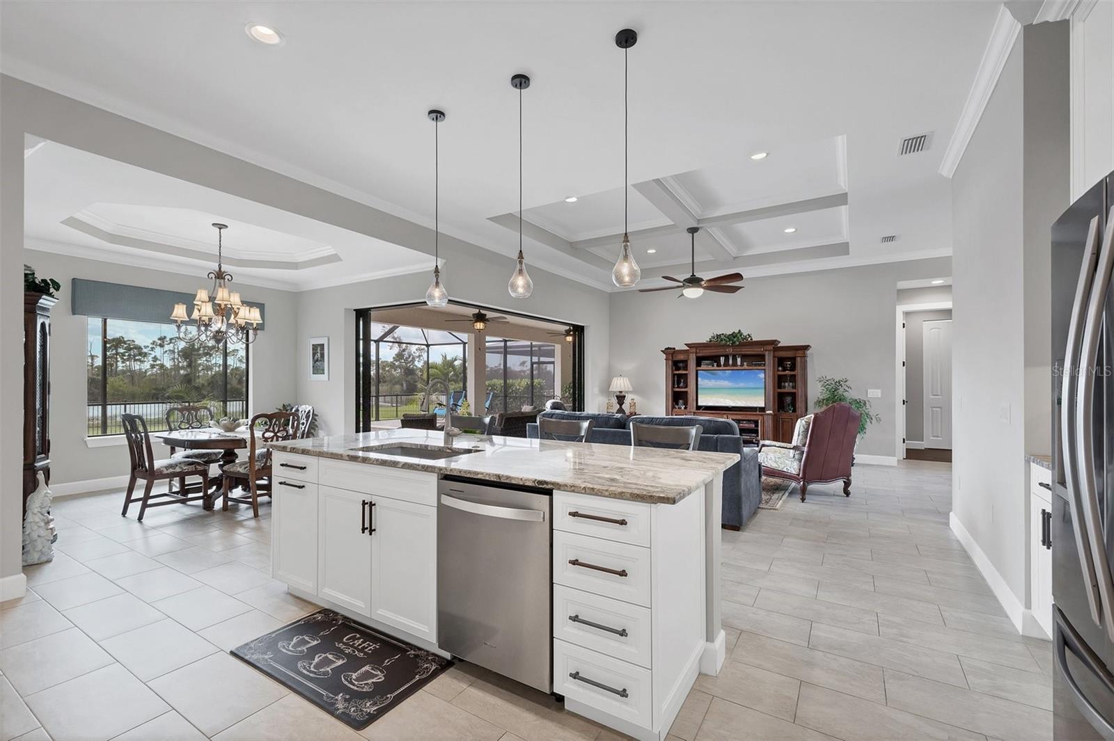 16660 LIGGETT CIR, PORT CHARLOTTE, FL — photo 13