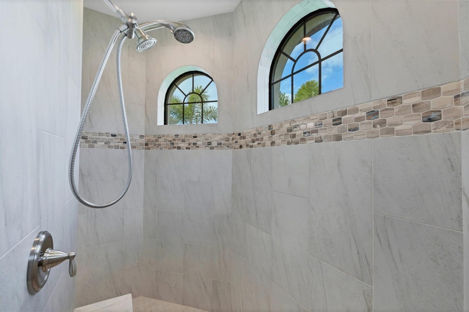16660 LIGGETT CIR, PORT CHARLOTTE, FL — photo 25
