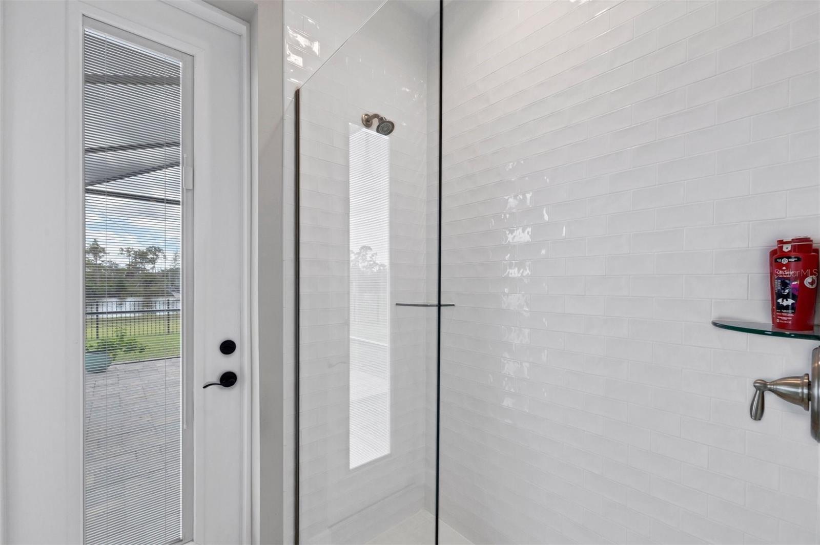 16660 LIGGETT CIR, PORT CHARLOTTE, FL — photo 29