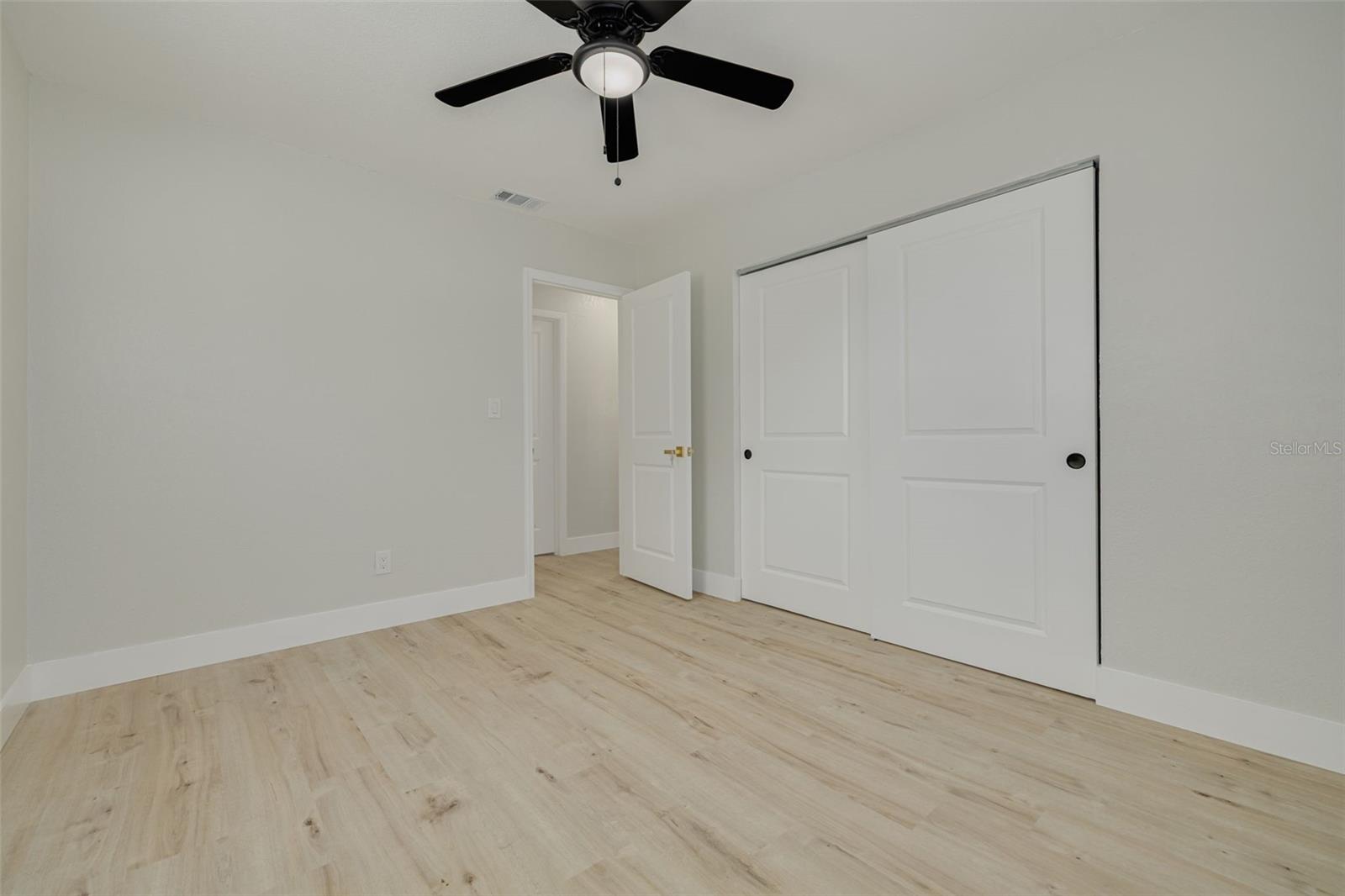 4954 2ND AVE N, ST PETERSBURG, FL — photo 39