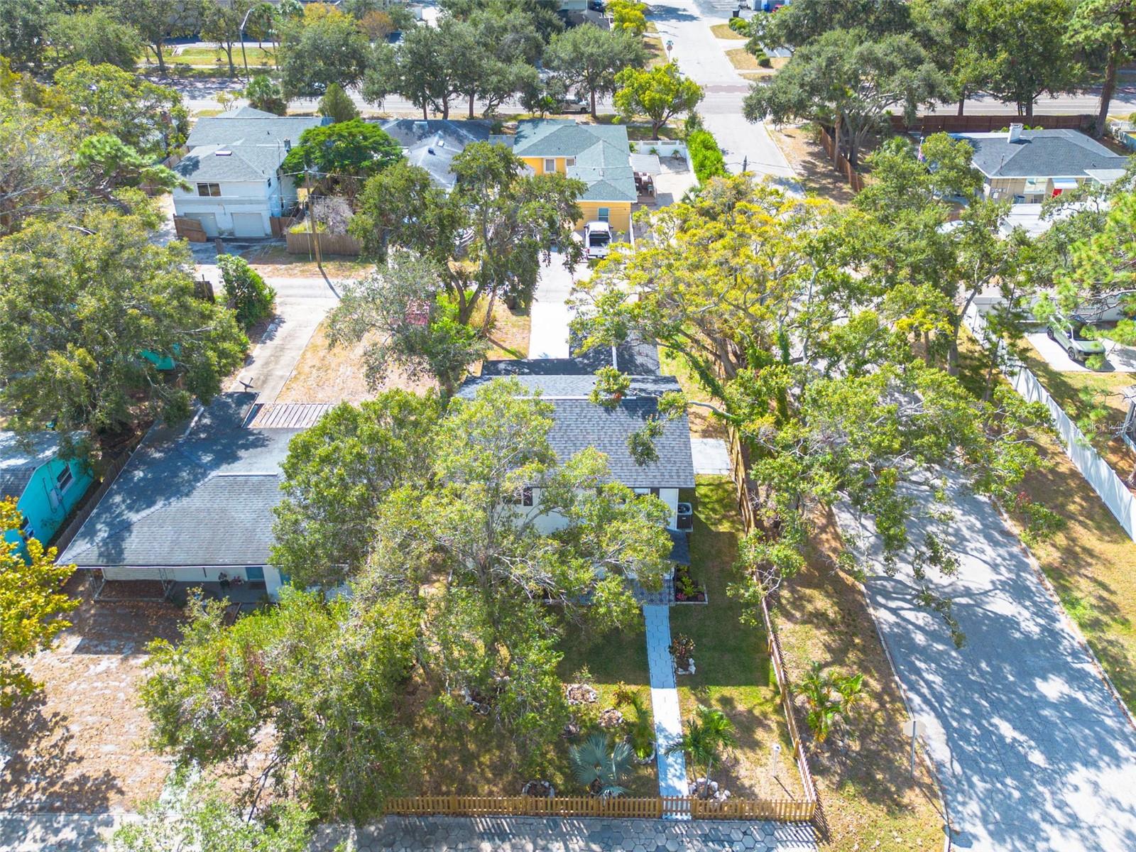 4954 2ND AVE N, ST PETERSBURG, FL — photo 45