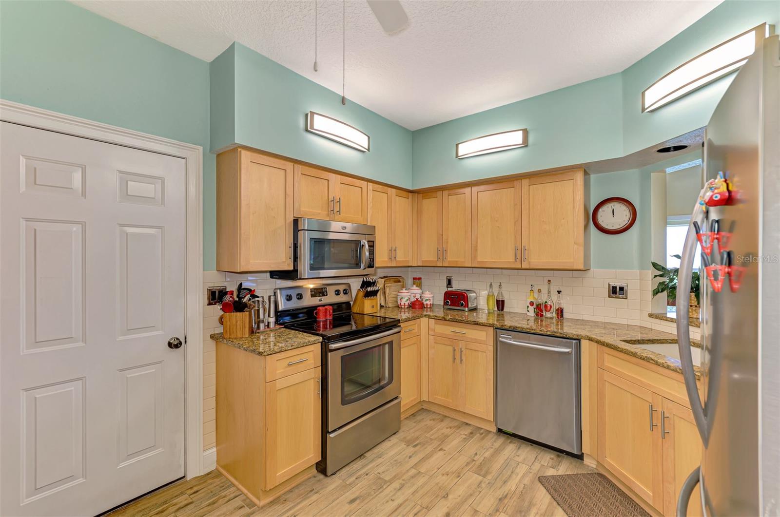 6546 FAIRWAY GARDENS DR #6546, BRADENTON, FL — photo 17