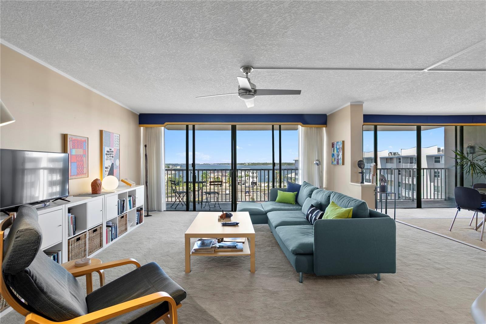 450 TREASURE ISLAND CSWY #702, TREASURE ISLAND, FL — photo 2