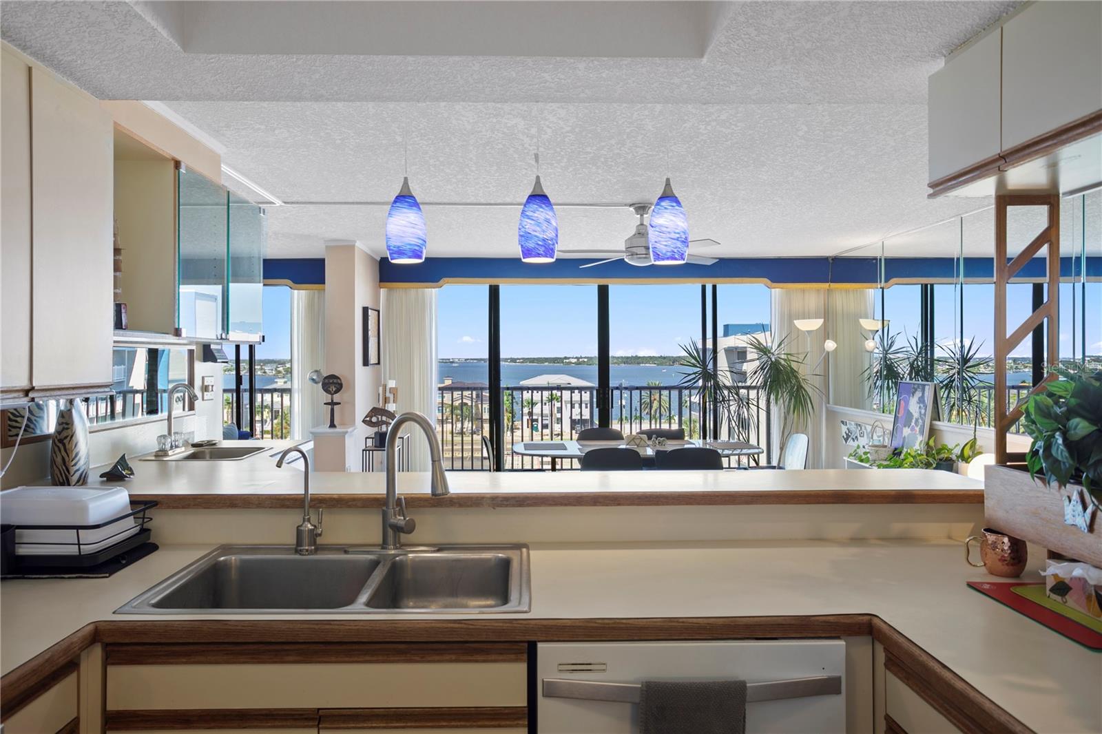 450 TREASURE ISLAND CSWY #702, TREASURE ISLAND, FL — photo 12