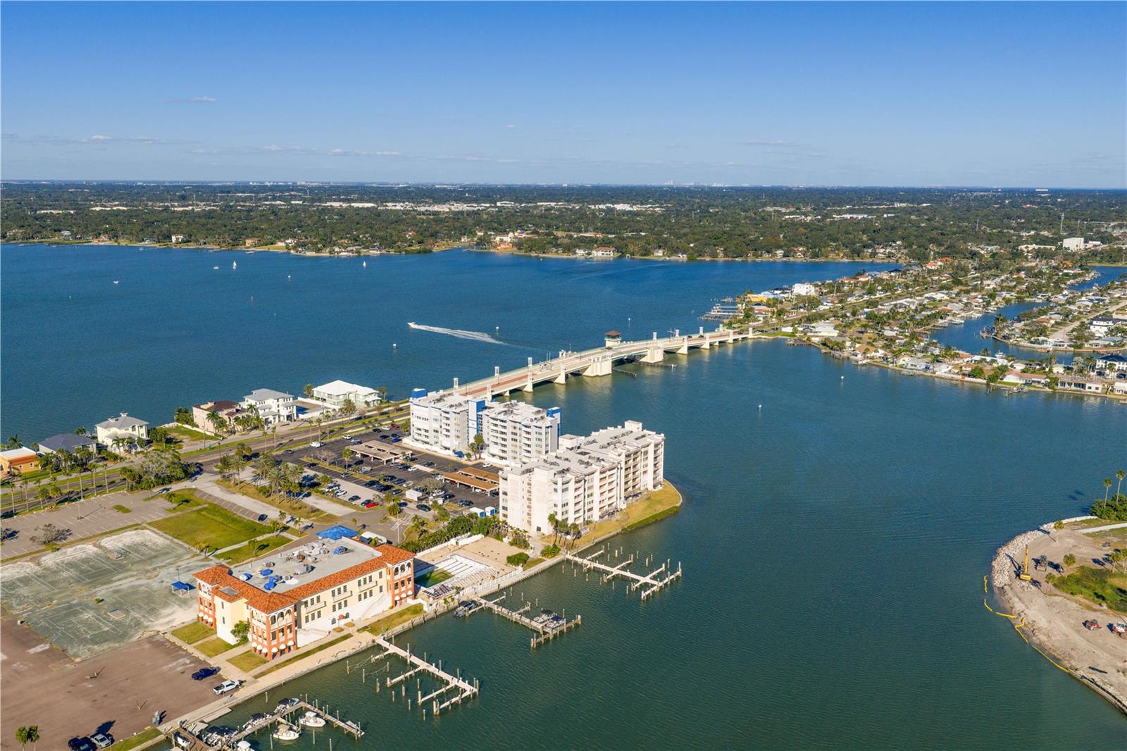 450 TREASURE ISLAND CSWY #702, TREASURE ISLAND, FL — photo 31