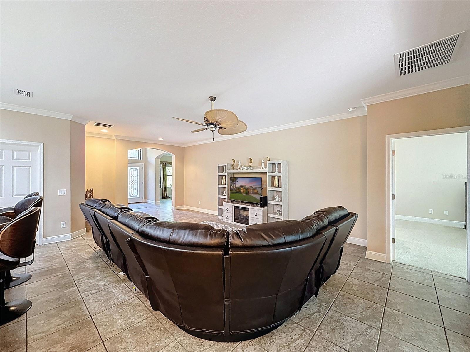 335 COCKLE SHELL LOOP, APOLLO BEACH, FL — photo 13
