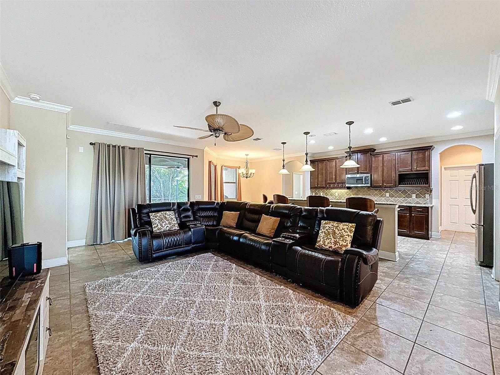 335 COCKLE SHELL LOOP, APOLLO BEACH, FL — photo 15