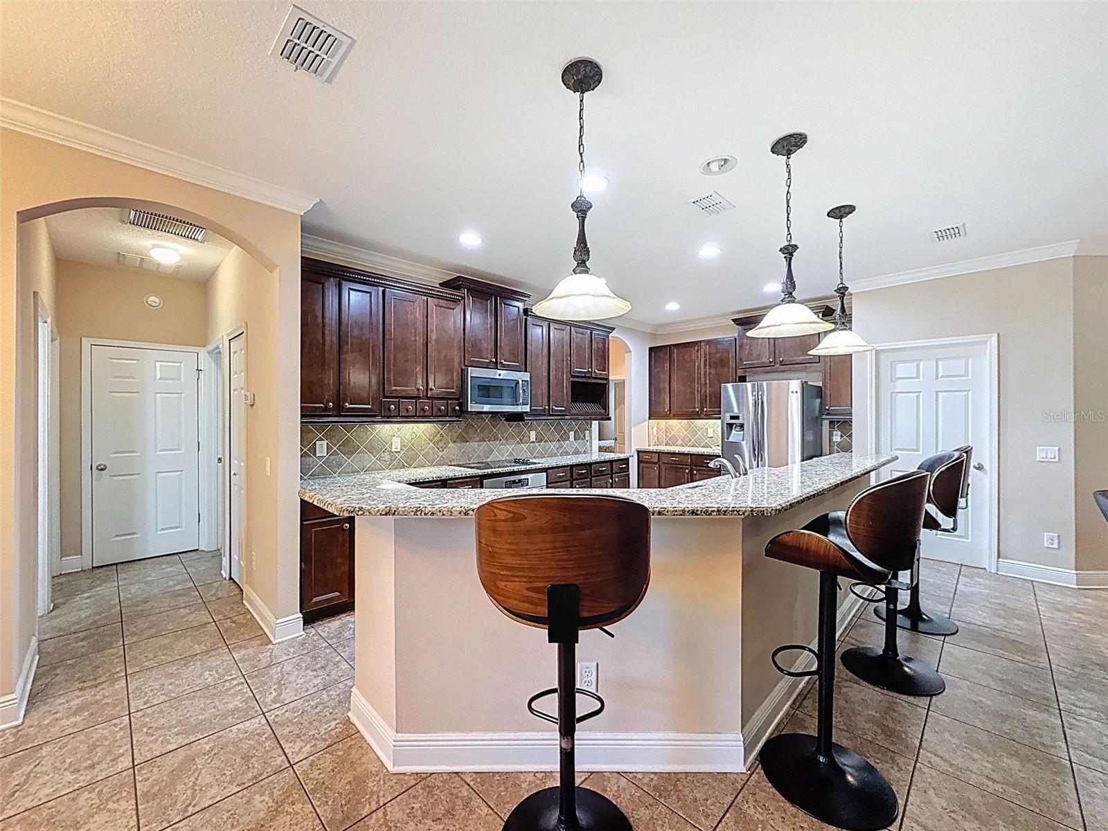 335 COCKLE SHELL LOOP, APOLLO BEACH, FL — photo 17