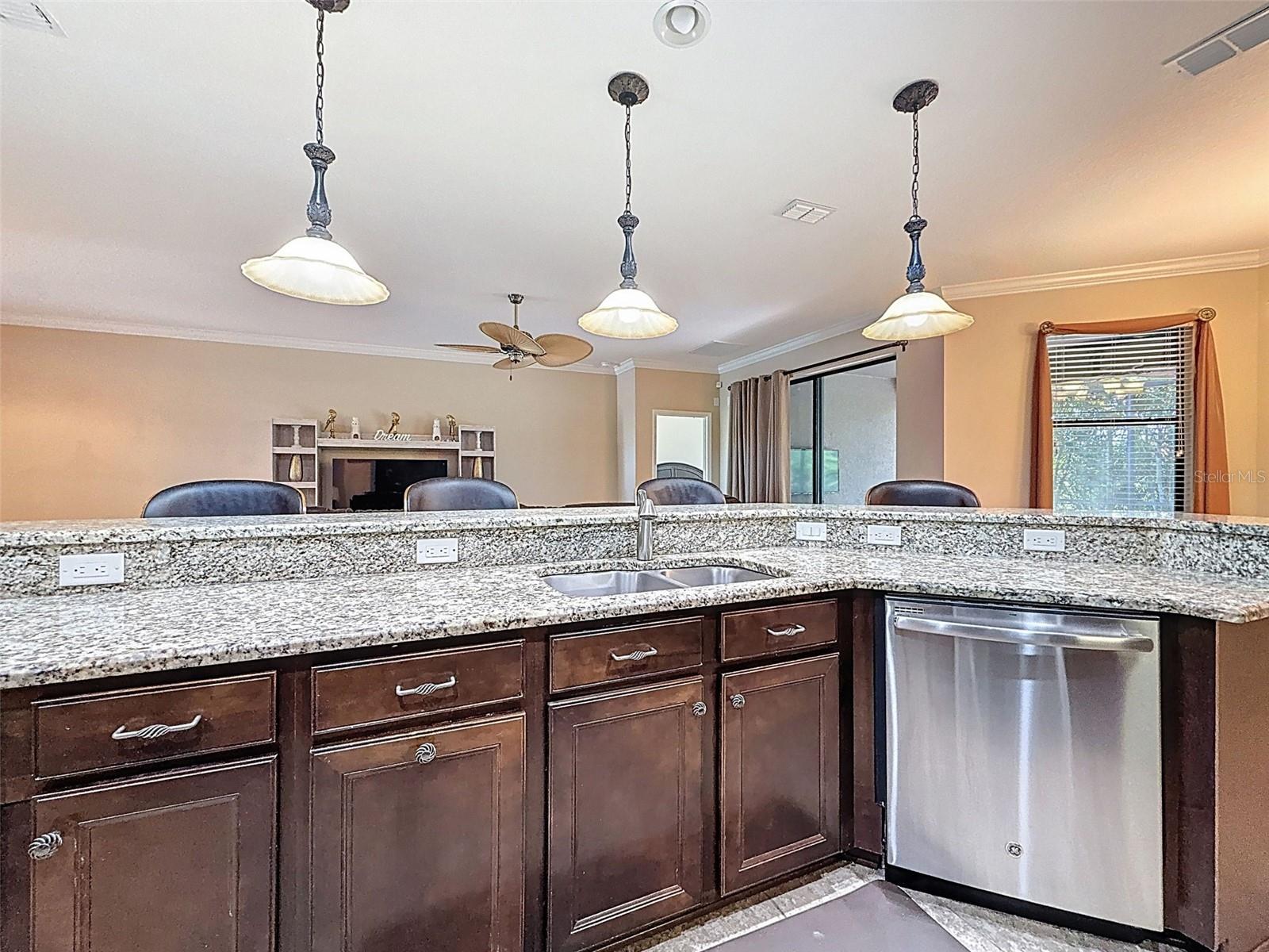 335 COCKLE SHELL LOOP, APOLLO BEACH, FL — photo 23