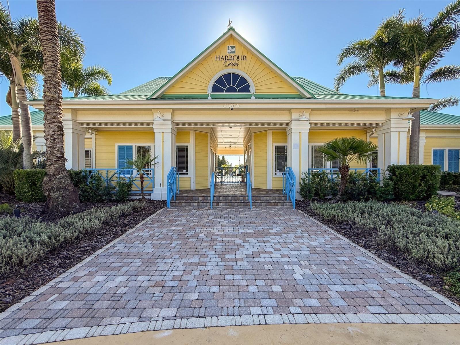 335 COCKLE SHELL LOOP, APOLLO BEACH, FL — photo 80