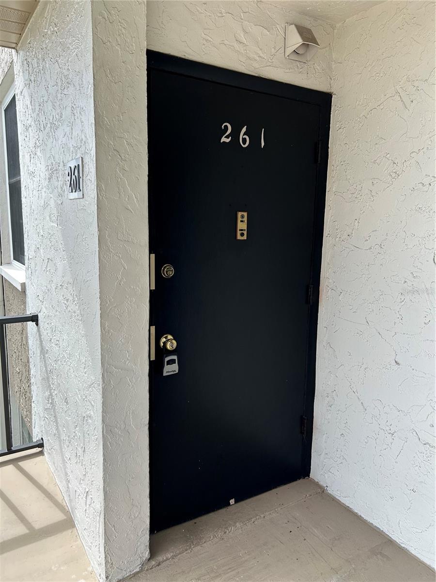 108 CLOCKTOWER DR #261, BRANDON, FL — photo 3