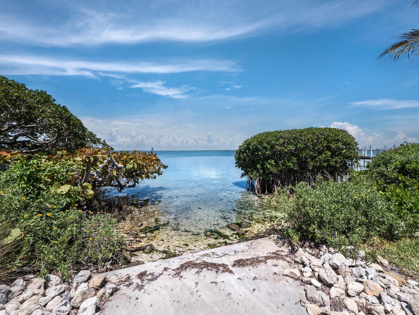 340 GULF OF MEXICO DR #112, LONGBOAT KEY, FL — photo 40