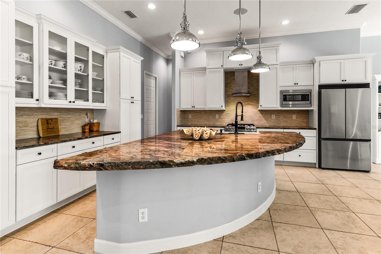 8065 BRIDGEPORT BAY CIR, MOUNT DORA, FL — photo 19