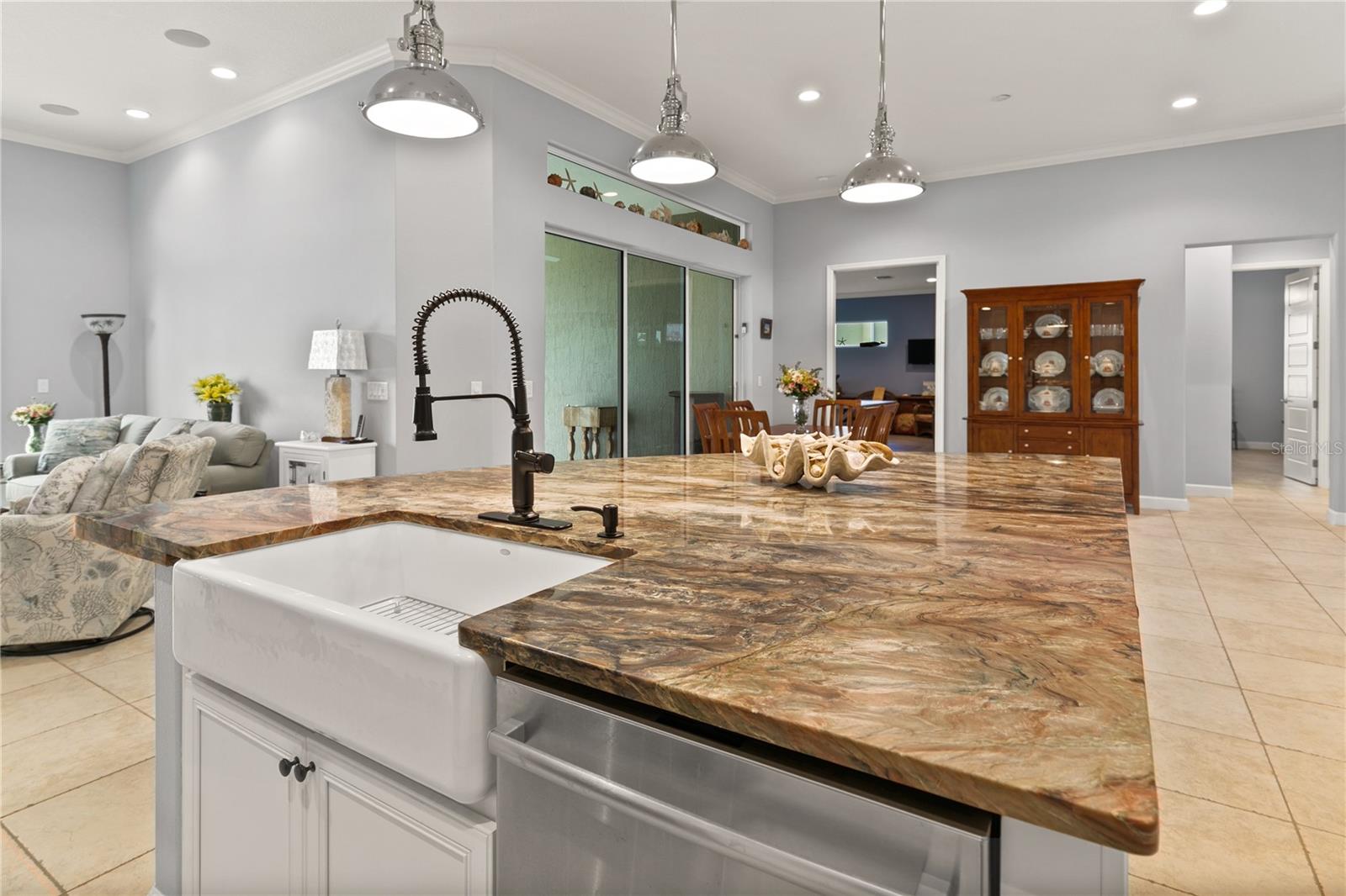 8065 BRIDGEPORT BAY CIR, MOUNT DORA, FL — photo 24