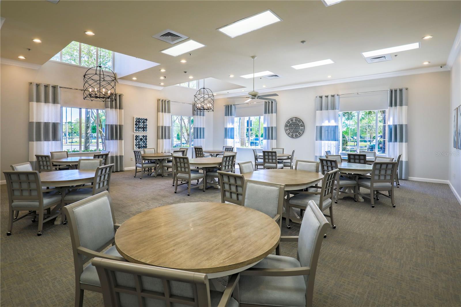 8065 BRIDGEPORT BAY CIR, MOUNT DORA, FL — photo 101