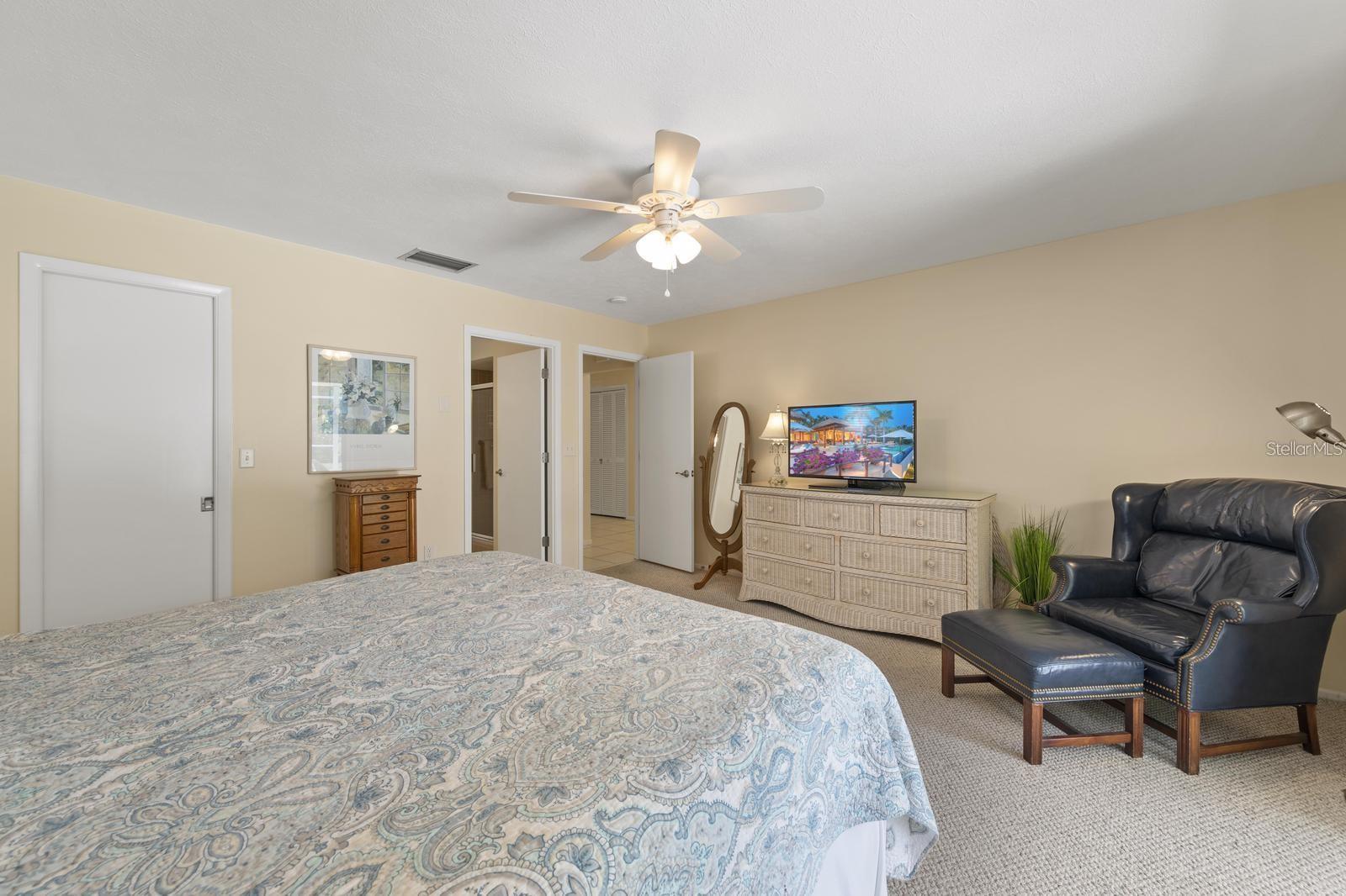 1895 BUCCANEER CIR, SARASOTA, FL — photo 28