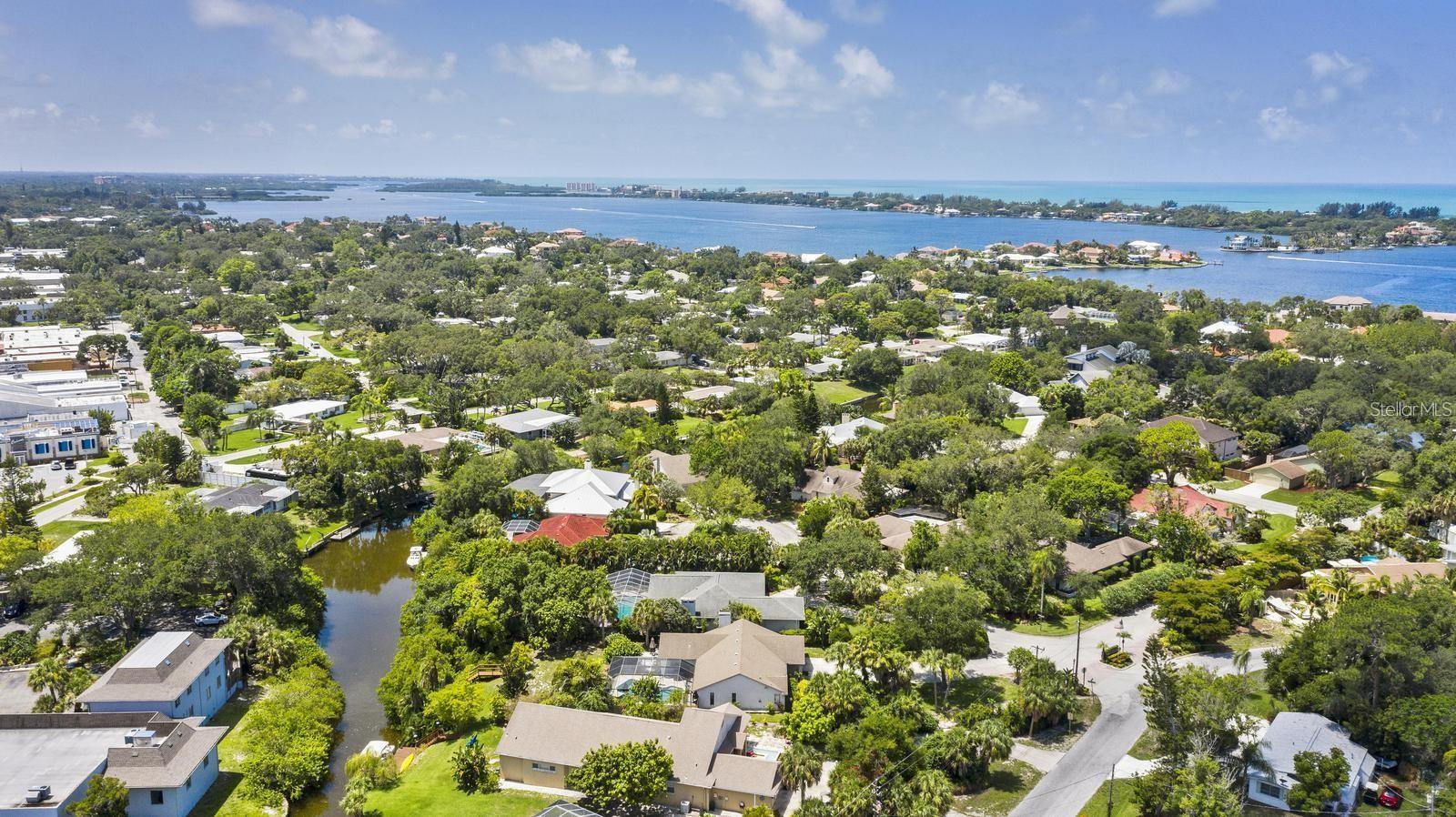 1895 BUCCANEER CIR, SARASOTA, FL — photo 38