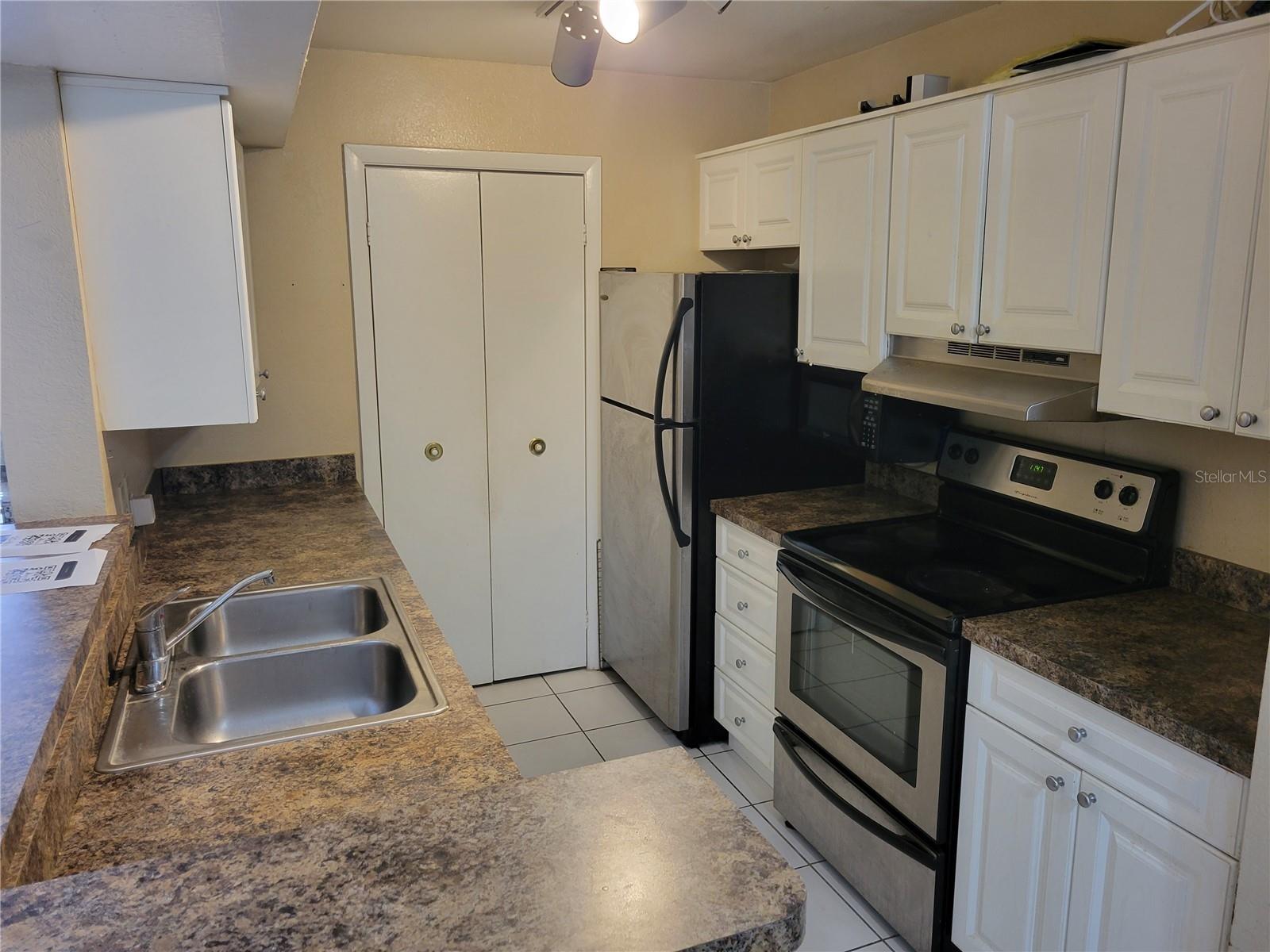 5635 DEVONBRIAR WAY #K204, ORLANDO, FL — photo 4