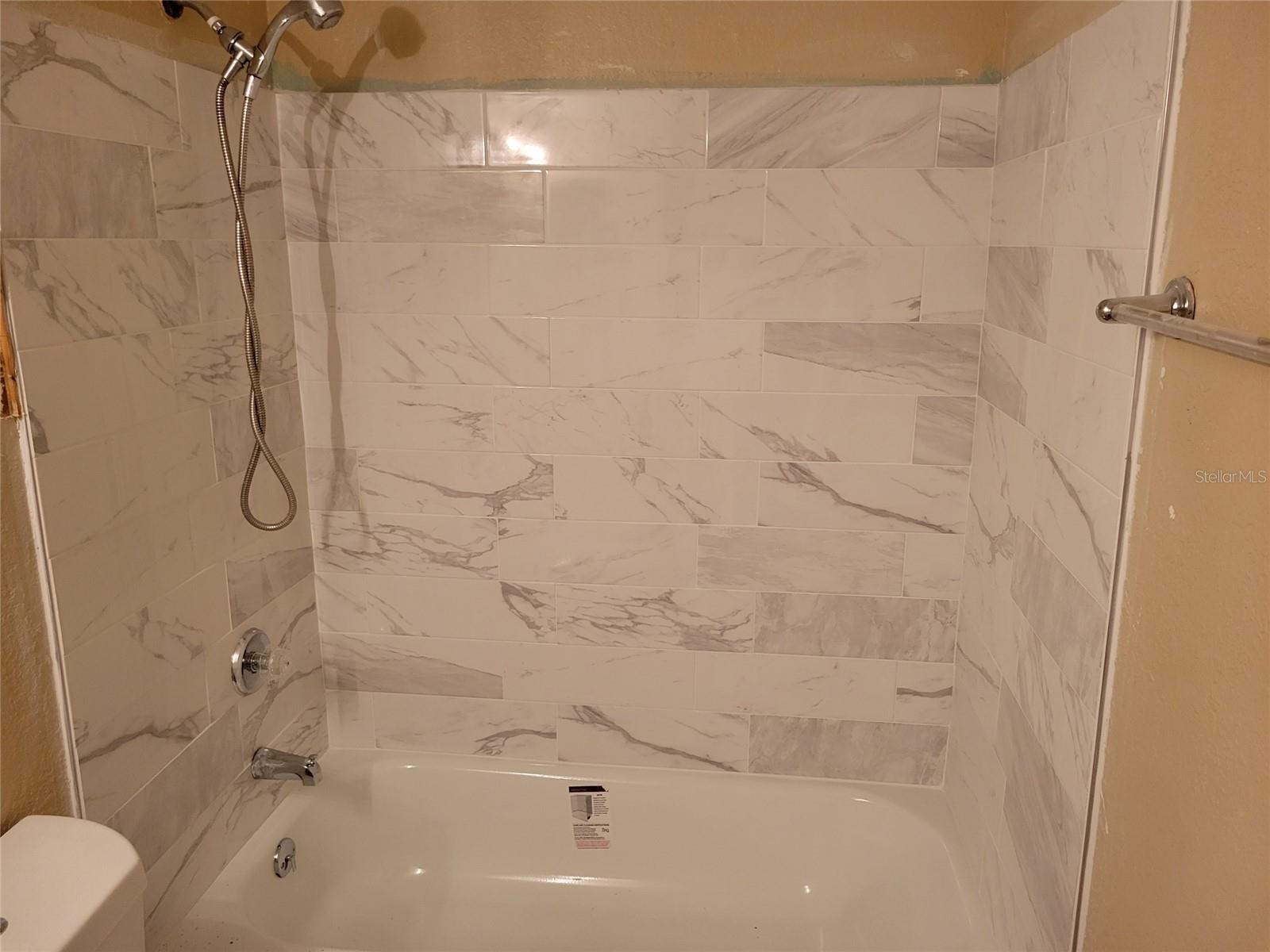 5635 DEVONBRIAR WAY #K204, ORLANDO, FL — photo 9