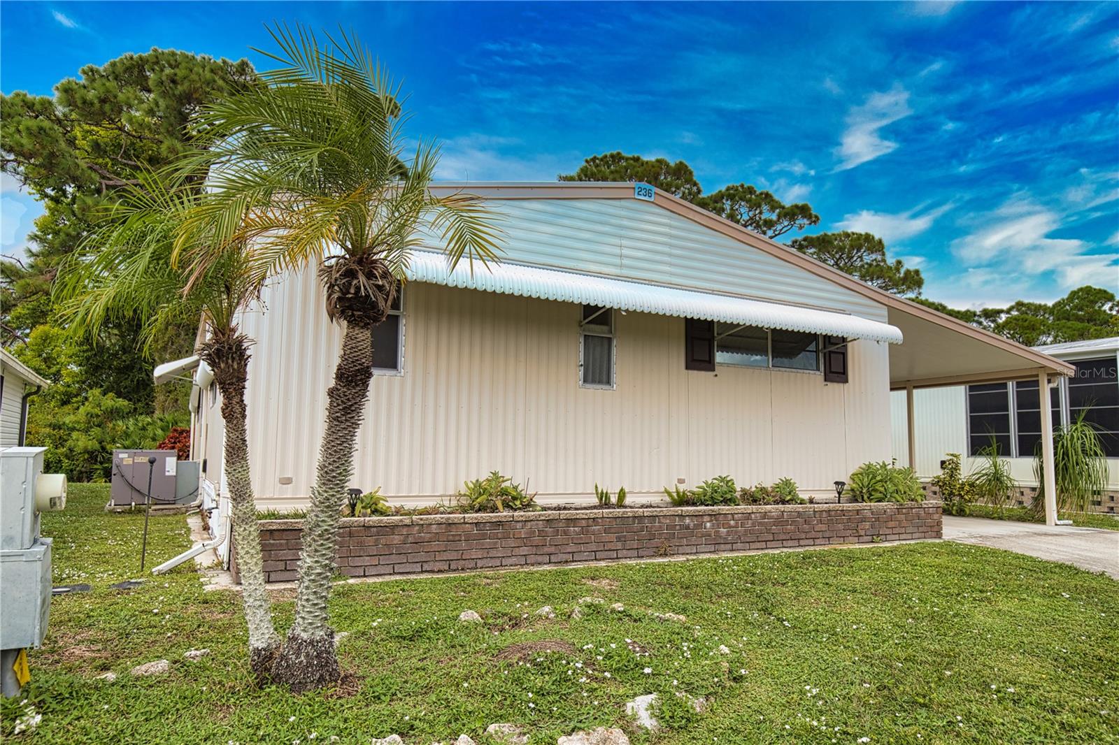 236 N FIJI CIR, ENGLEWOOD, FL — photo 2