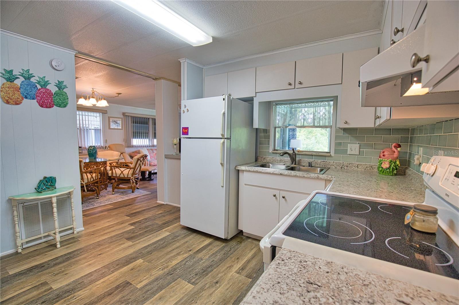 236 N FIJI CIR, ENGLEWOOD, FL — photo 3