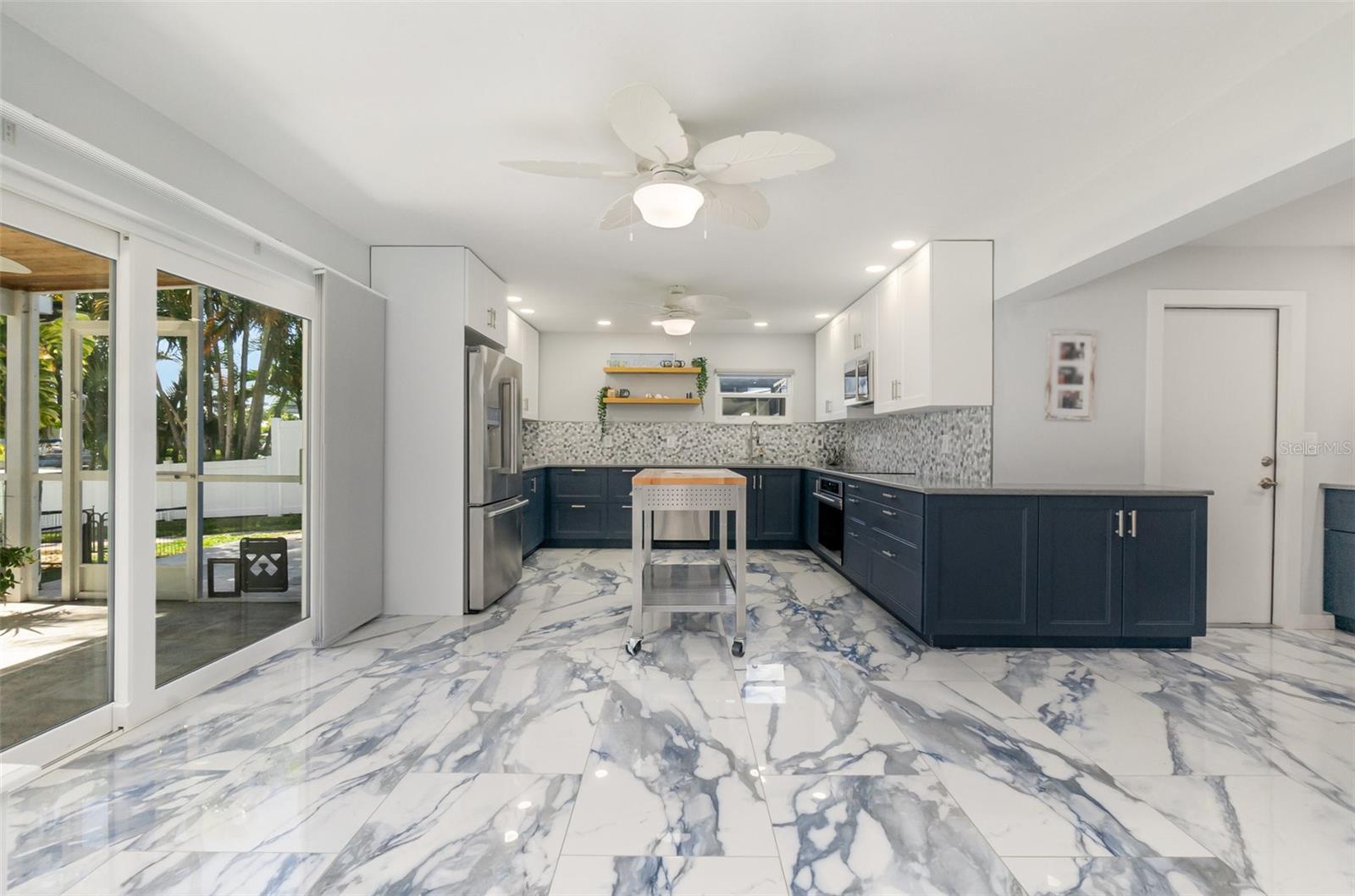 1661 SWAN TER, NORTH FORT MYERS, FL — photo 13