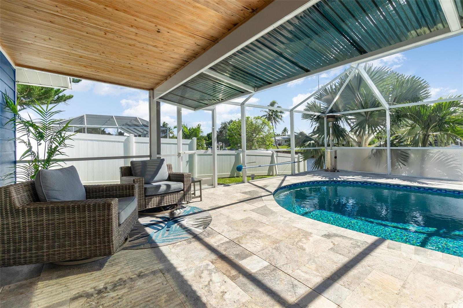 1661 SWAN TER, NORTH FORT MYERS, FL — photo 38