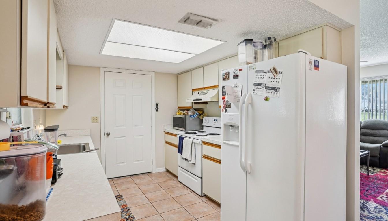 10339 SE 179TH ST, SUMMERFIELD, FL — photo 10