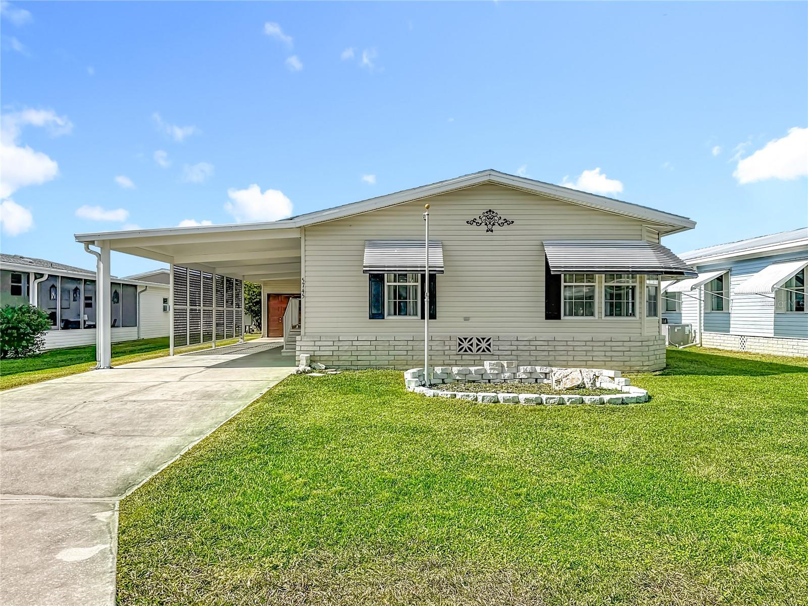 5745 PAWNEE ST, ZEPHYRHILLS, FL — photo 2