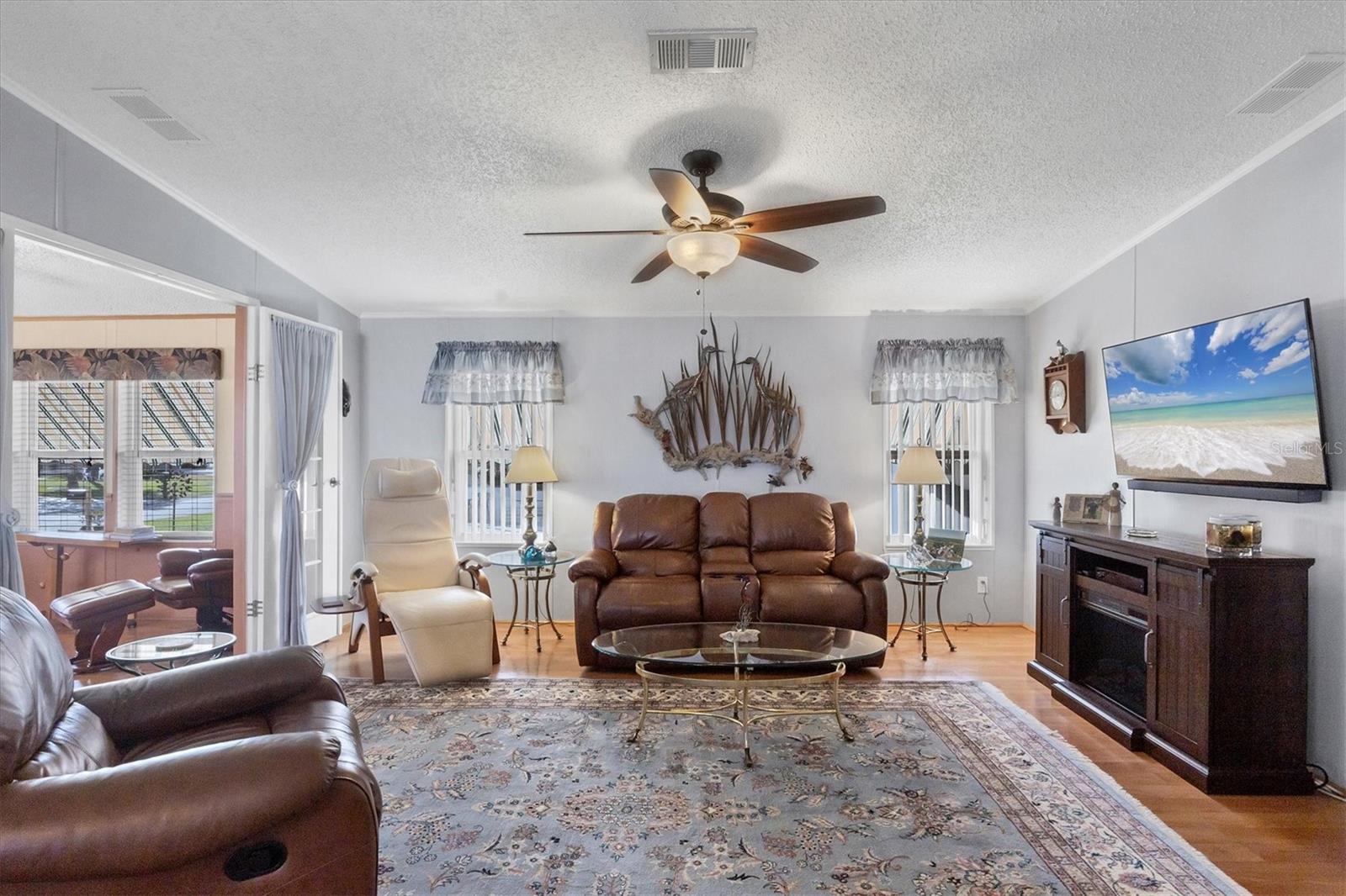 8364 KINGLET DR, ENGLEWOOD, FL — photo 10